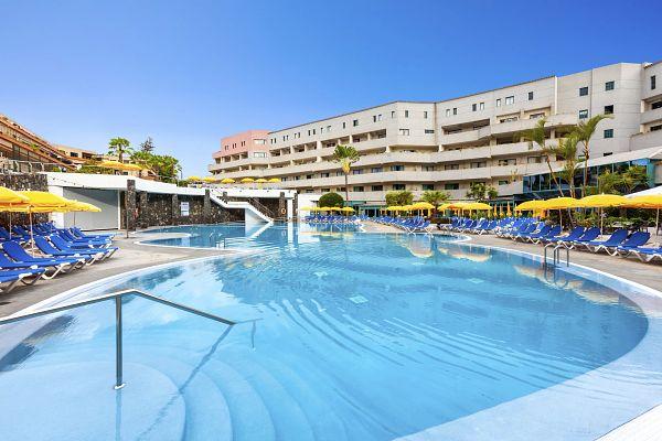Day Pass (Transats + Déjeuner Buffet) Inclusive Collection by Hyatt Day Pass (Transats + Déjeuner Buffet) Inclusive Collection by Hyatt
