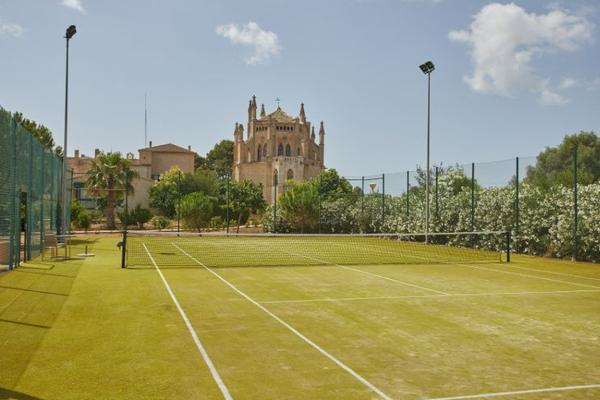 Évasion Active : comprend un cours de tennis d’une heure + 2 heures d’accès au spa Inclusive Collection by Hyatt Évasion Active : comprend un cours de tennis d’une heure + 2 heures d’accès au spa Inclusive Collection by Hyatt
